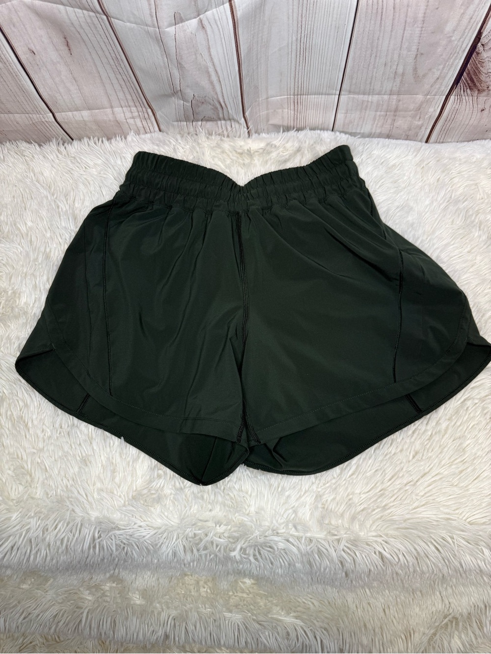 Track That High Rise 5” Short in Rainforest Green Lululemon